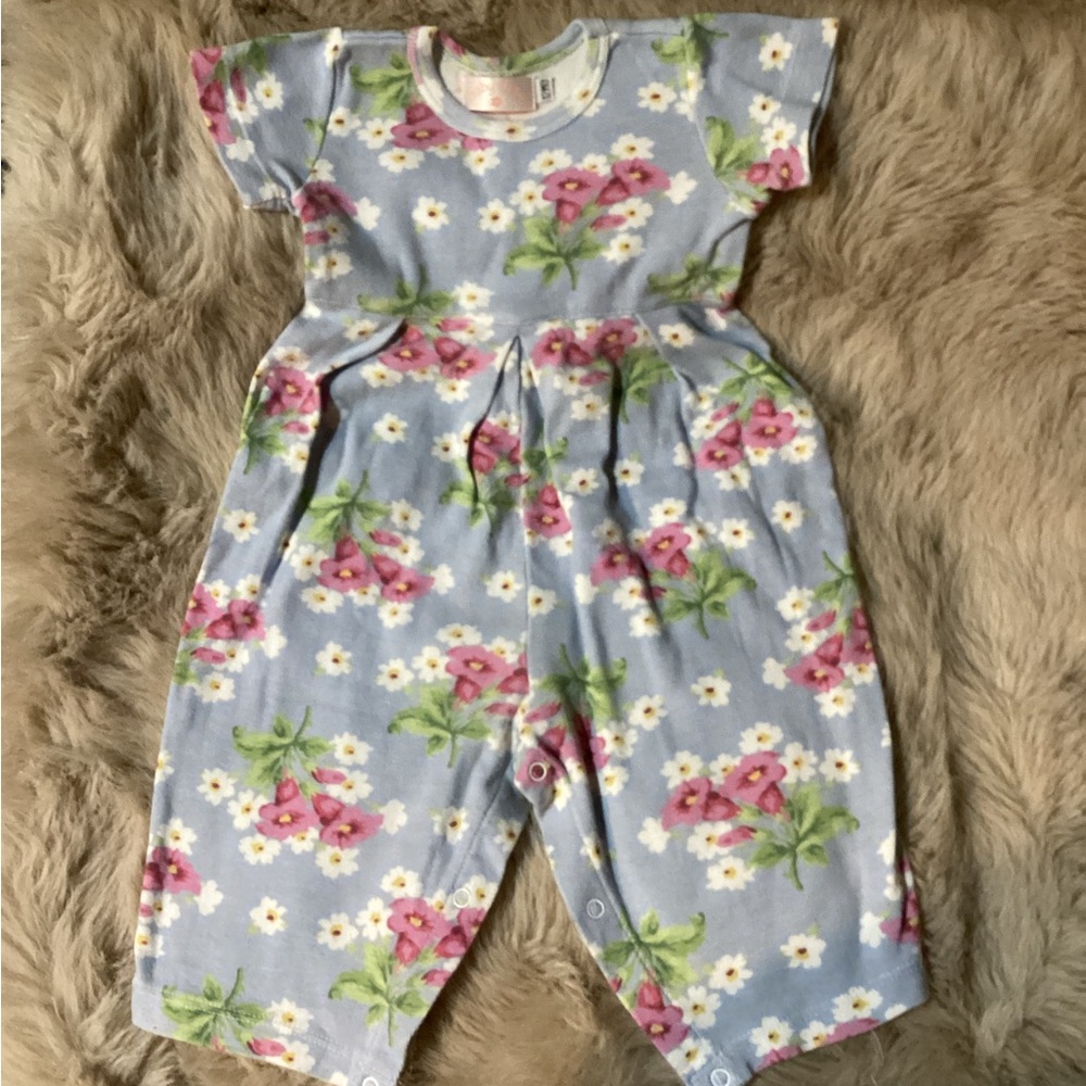 Baby Lulu onesie/romper